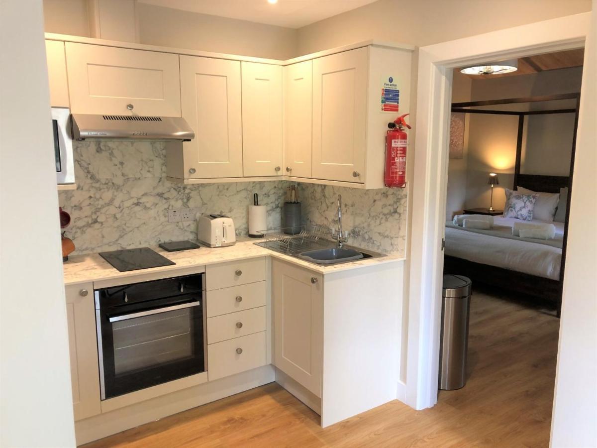 Breckland Lodge 2 With Hot Tub Belladrum Bagian luar foto